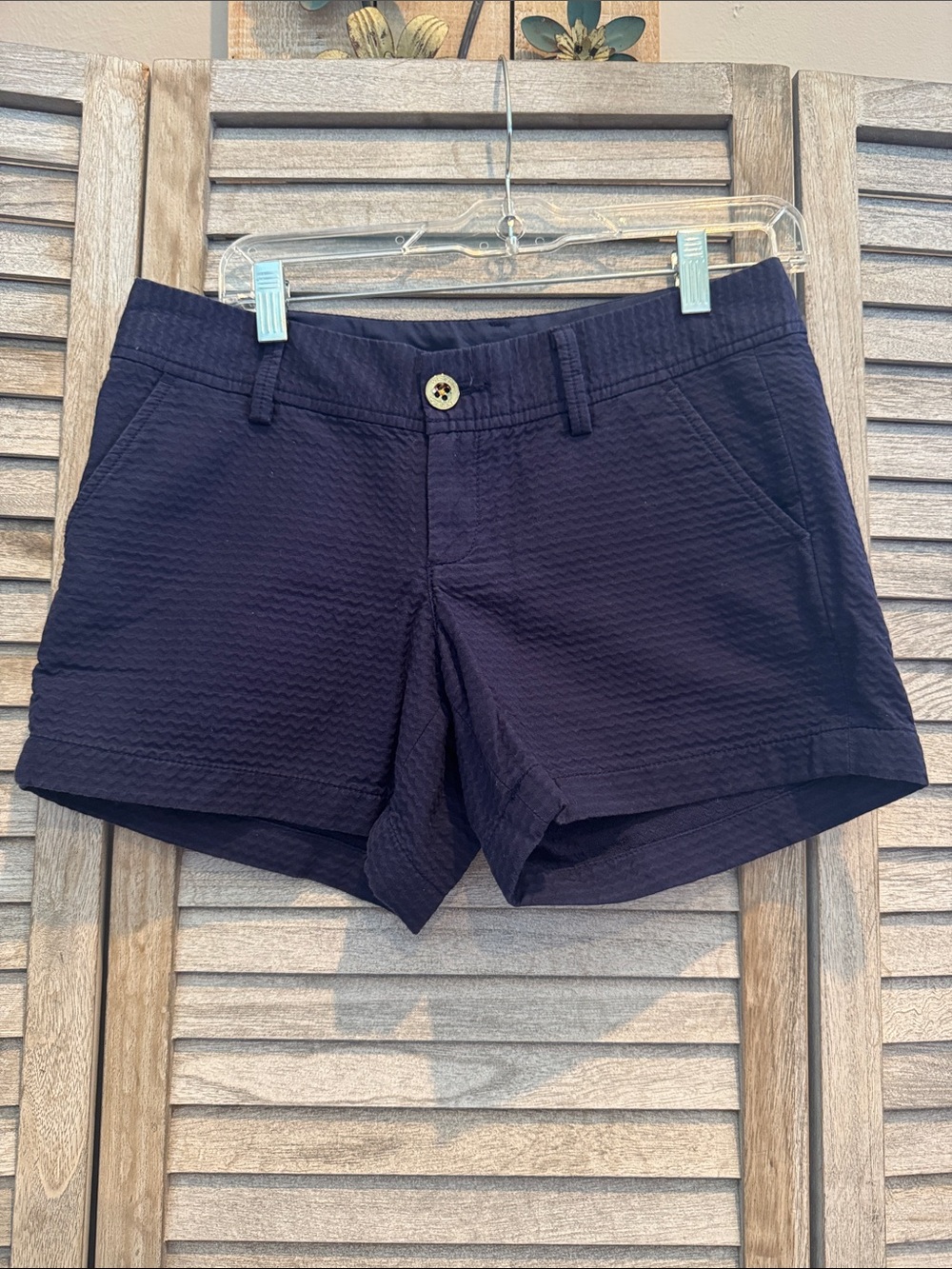 Lilly Pulitzer The Callahan Women's Textured Navy Casual Shorts size 2